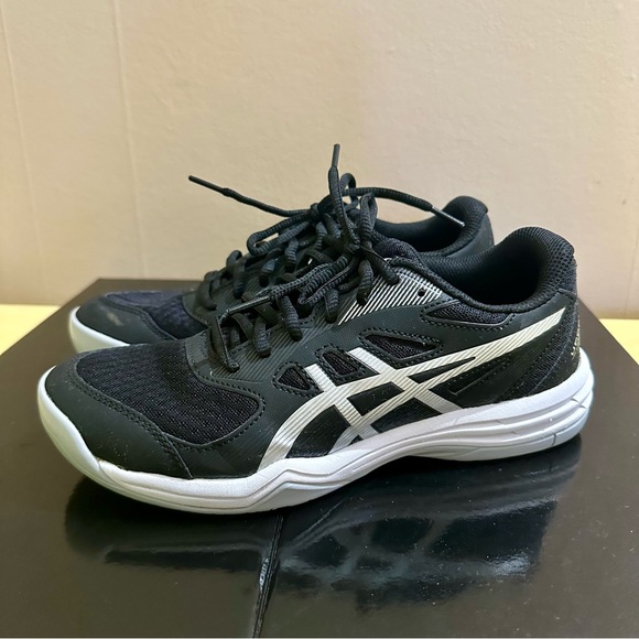 Asics Women’s Upcourt 5 Black Silver Court Shoes Size 7.5 - Picture 3 of 9
